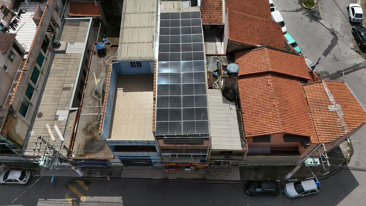 Projeto comercial PAOM em Itapevi com 24 placas